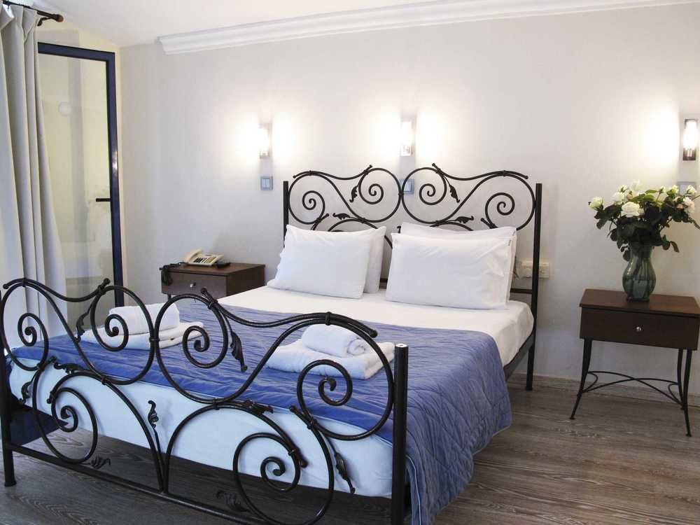 Hotel Azur كريوبيجي المظهر الخارجي الصورة